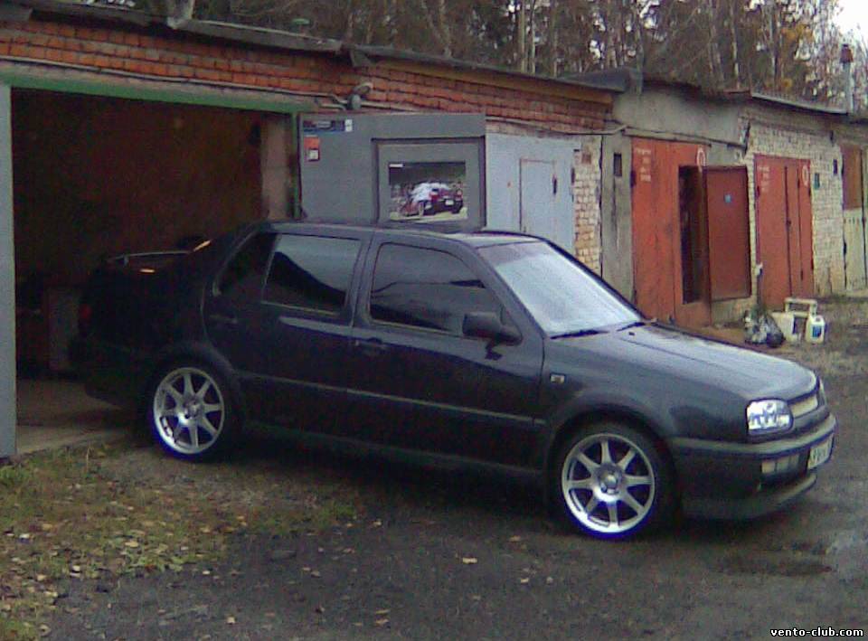 Volkswagen Vento на дисках r17